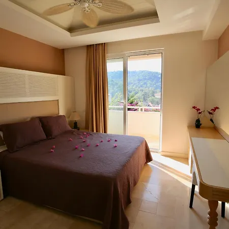Hotel 7 Gocek Royal